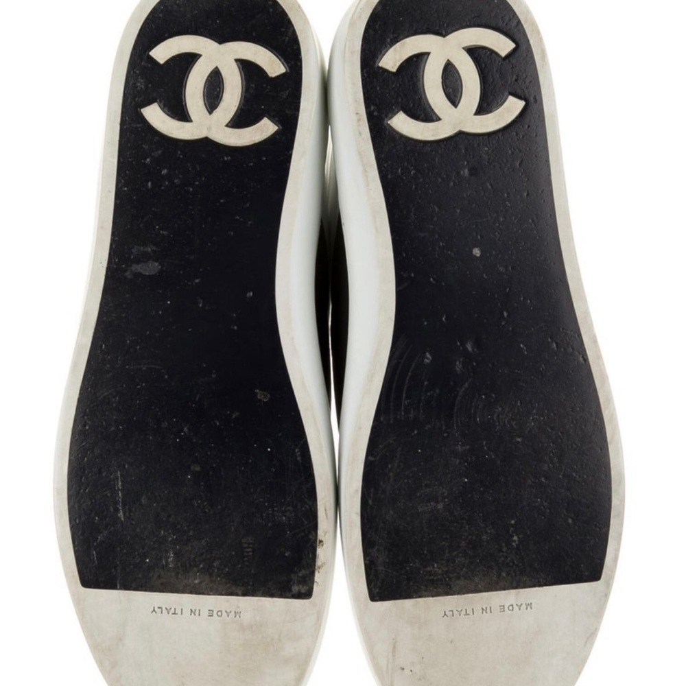 Rare Authentic Chanel Leather Sneakers - Picture 5 of 5